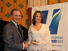 D. Jos� Luis Prieto Otero, Presidente de UNAV y D.� Ana Cobo Carmona, Ayuntamiento de Linares (Concejala de Comercio)