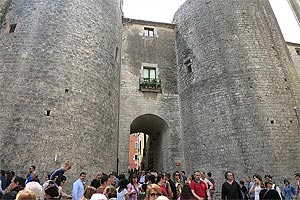 VIAJE POST-CONGRESO UNAV 2014 �� UN VIAJE SORPRENDENTE !! - Visita Girona