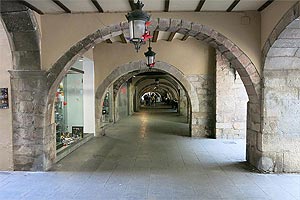 VIAJE POST-CONGRESO UNAV 2014 �� UN VIAJE SORPRENDENTE !! - Visita Girona