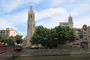 VIAJE POST-CONGRESO UNAV 2014 �� UN VIAJE SORPRENDENTE !! - Visita Girona