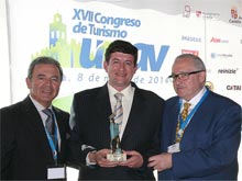 XVII CONGRESO DE TURISMO UNAV 2014 - �VILA, 8 de Mayo de 2014 - �C�mo recuperar la rentabilidad perdida?