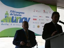 XVII CONGRESO DE TURISMO UNAV 2014 - �VILA, 8 de Mayo de 2014 - �C�mo recuperar la rentabilidad perdida?